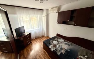 3 decomandate - 2 bai - etaj 1 - centrala proprie - McDonald's - Poză 2