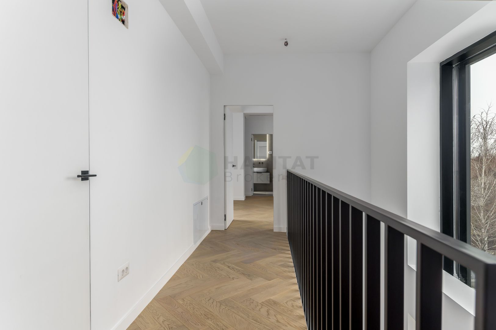 VILA IANCU NICOLAE, stil mediteranean, 5 dormitoare, 3 terase, gradina - Poză 8