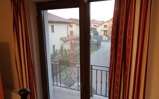 3 camere, zona foarte linistita + 2 locuri de parcare- Giroc - Poză 13