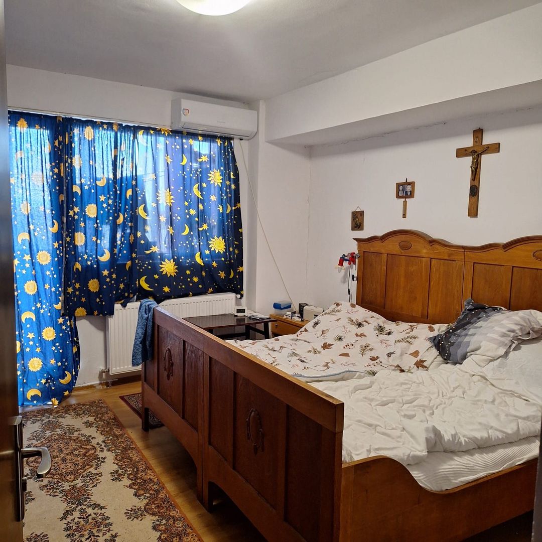 Apartament cu 2 camere de vânzare - Poză 2