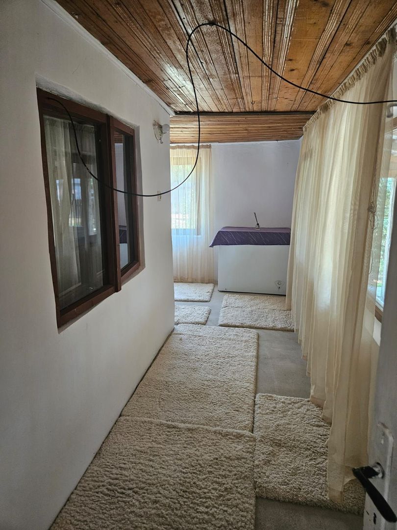 Casa si teren 3500 mp, Stefanesti - Golesti - Poză 9