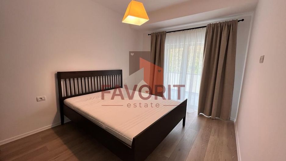 Mobilat si utilat. Vedere la padure. Parcare cu bariera - Poză 8