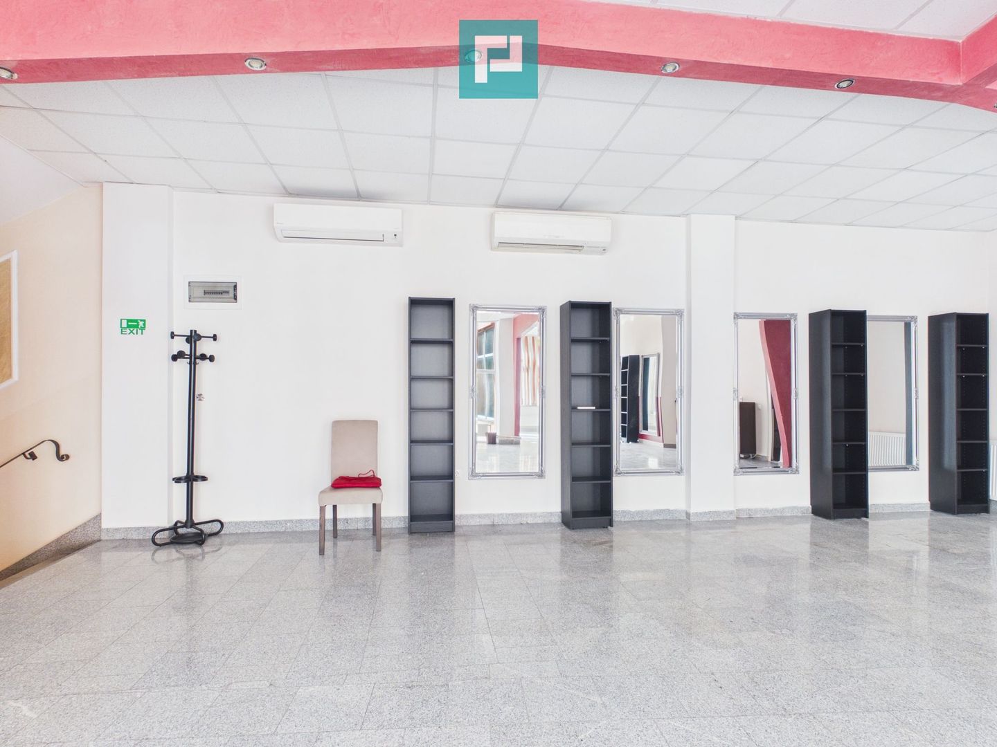 Centru comercial P+1 de închiriat, zona Vlaicu - Poză 12