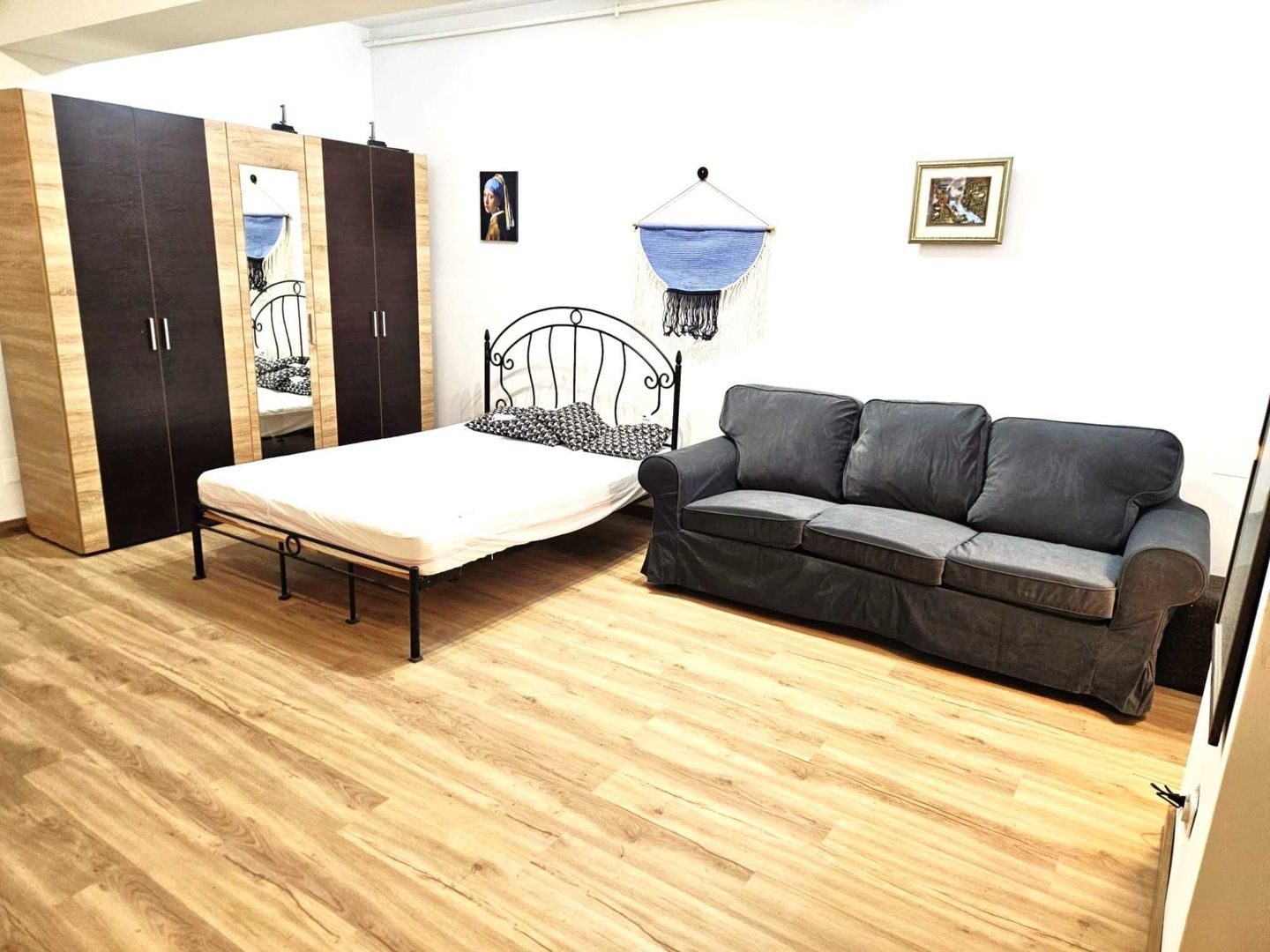 Închiriez garsonieră modernă  Piața Alba Iulia, centrală proprie - Poză 4