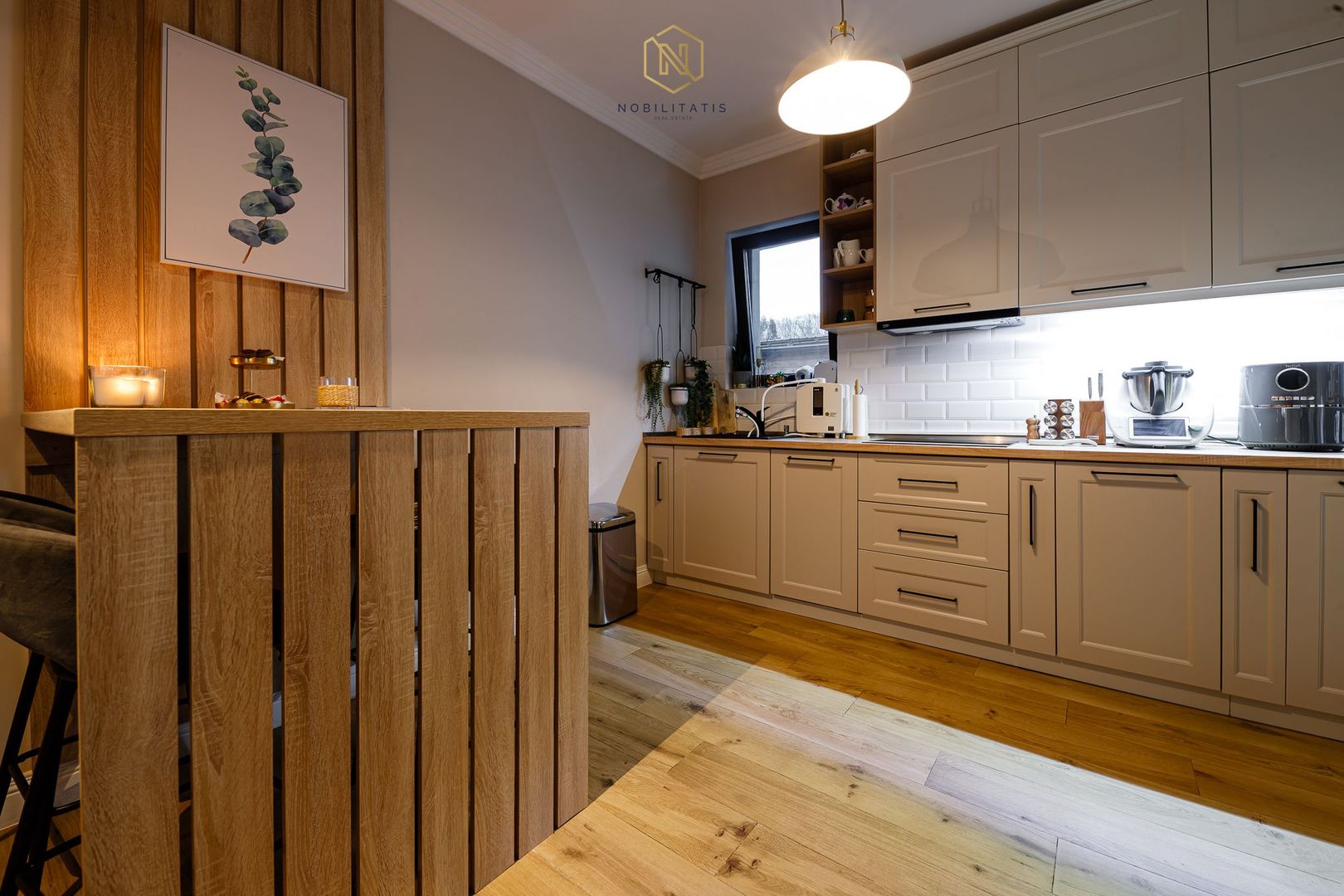 Casa Superba cu Garaj | 4 dormitoare | Liziera Padurii, Central | Com0 - Poză 11