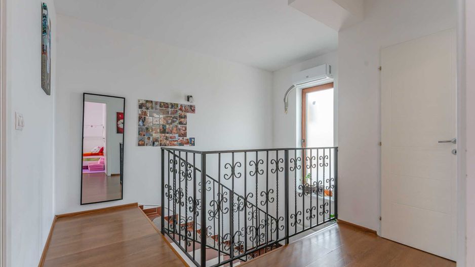 Casă familială în Sânpetru, pe strada Speranței - Poză 14