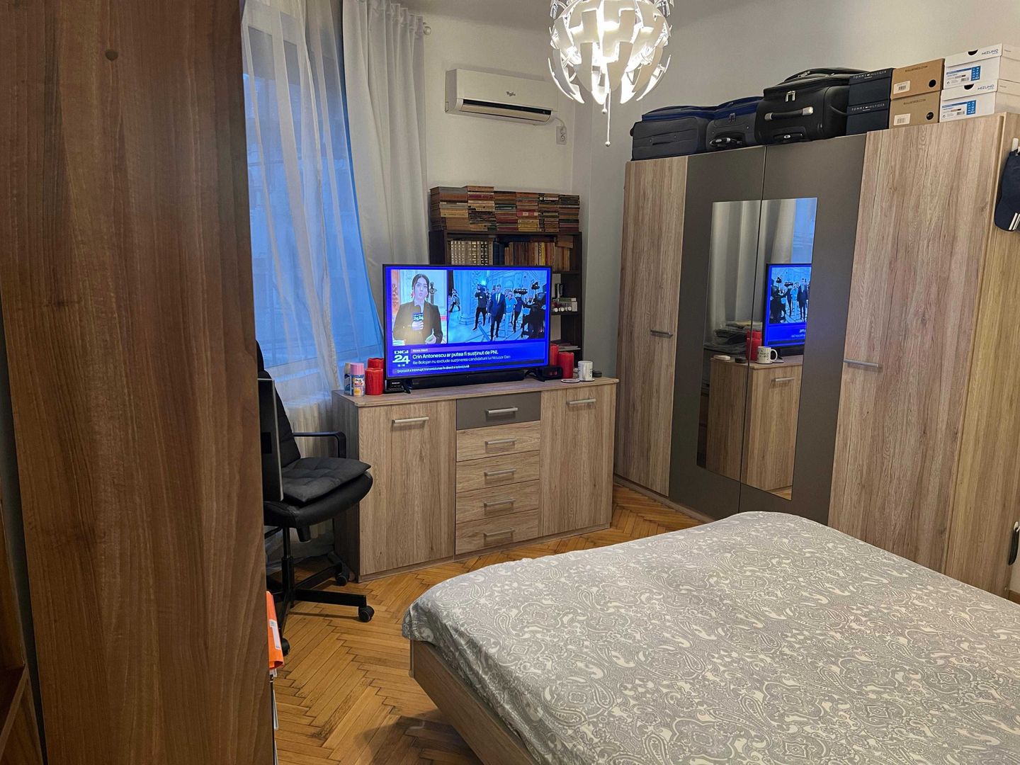 De vanzare Apartament 3 camere, Cartier Armenesc, Gradina Icoanei - Poză 3
