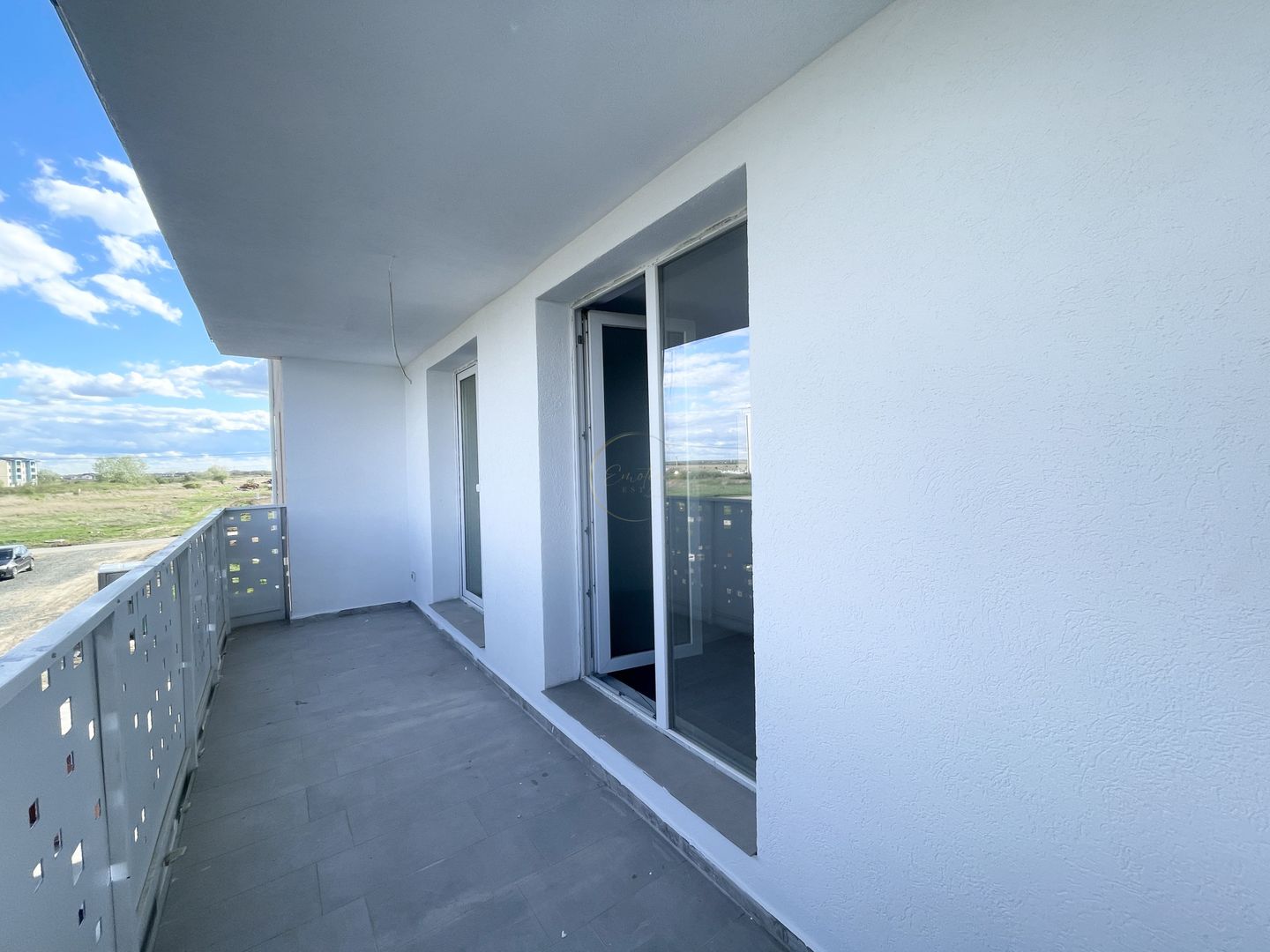 NOU Apartament decomandat 2 camere - Hotel IQ, Giroc - Poză 3