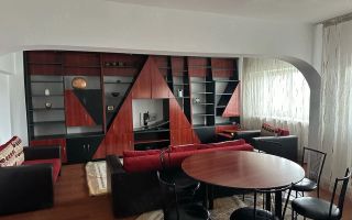 Apartament decomandat 3 camere - Poză 1