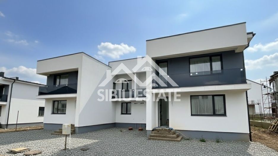 Locuinta moderna si curte de 170 mp – Cartierul Arhitectilor Sibiu - Poză 1