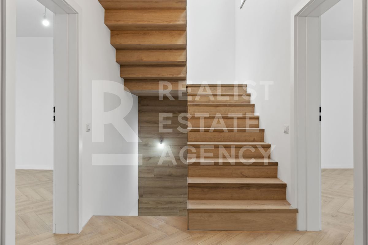 Casă nouă, spațioasă și elegantă, 7 camere, Lângă Pădurea Crețuleasca - Poză 30