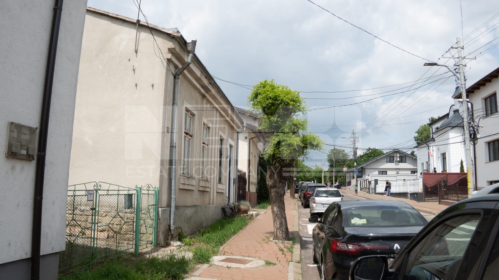 Casă tip duplex, ultracentral, str. Petru Rareș, curte 85 mp, 170000 € - Poză 3