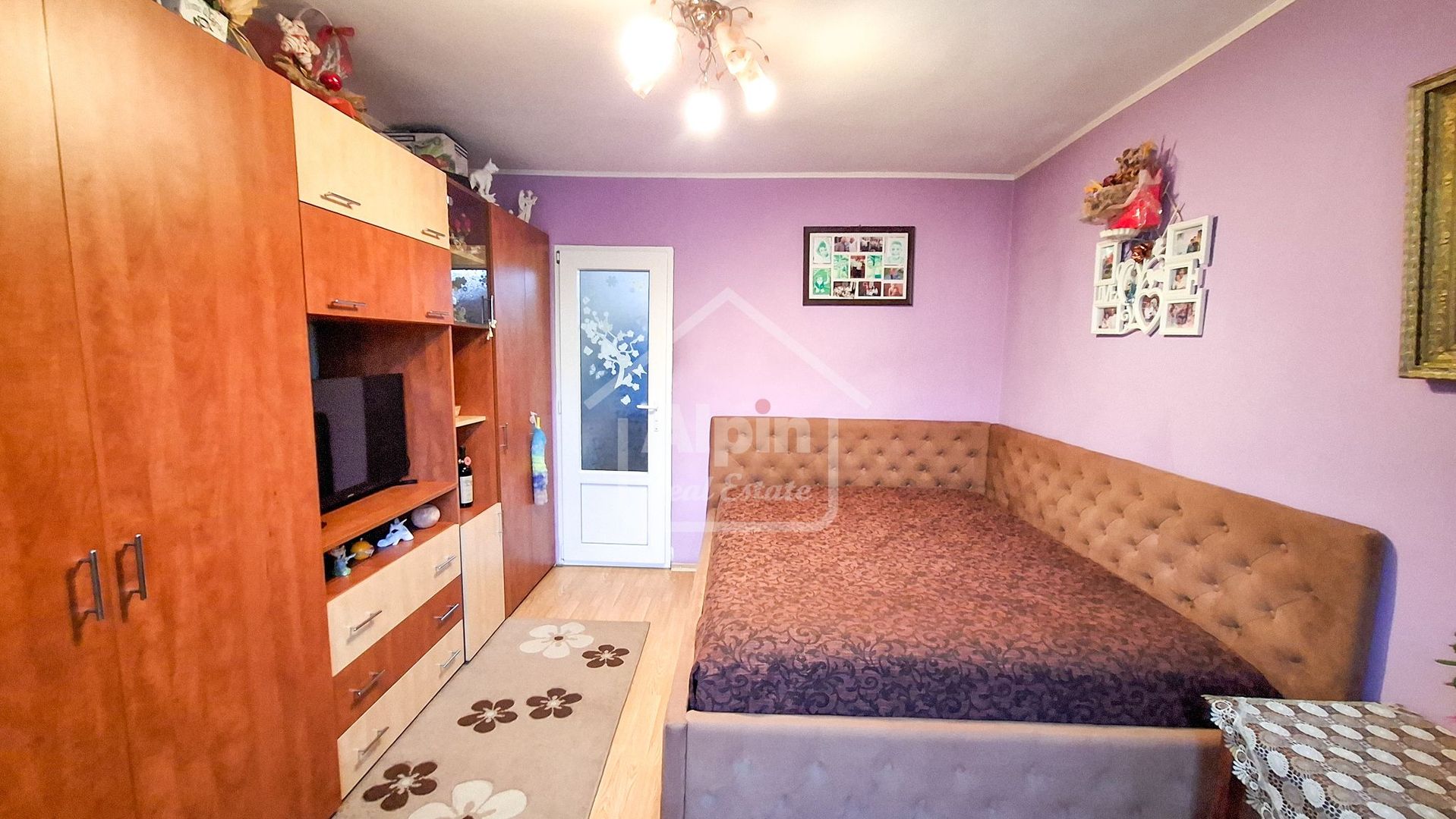 Camera De Camin I Uzina 2 - Poză 4