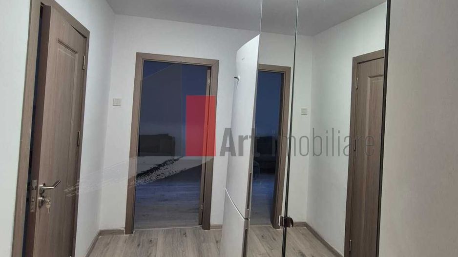 Închiriere apartament 4 camere- zona Politehnicii - Poză 2