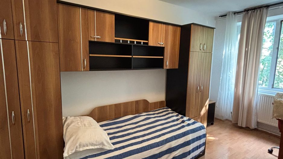 Apartament 3 camere zona Medicina - Poză 3
