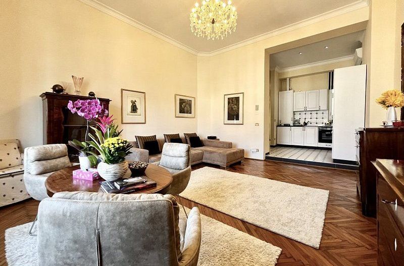 Tur virtual-2 camere, elegant arhitectural,  vedere in Piața Victoriei - Poză 6