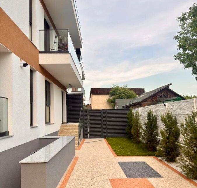 Apartament spațios cu 3 camere terasă și balcon  Băneasa Aviației Sector 1 - Poză 1