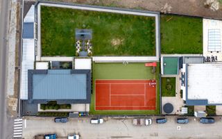 Casă 5 camere de vânzare | Sibiu, Turnișor | 550 mp, piscină - Poză 1