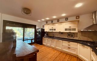 Vila 5 camere cu LIFT| Complex privat cu piscină | Iancu Nicolae - Poză 3