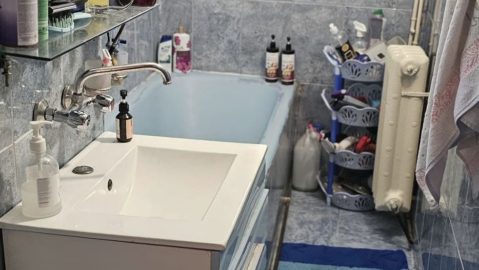 Apartament 2 camere de vanzare, IC Frimu, 57 mp, 2 balcoane, etaj 3/4 - Poză 7