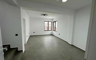 Vila Bucium Lidl-  PRETABILA BIROU/ LOCUINTA ! - Poză 3