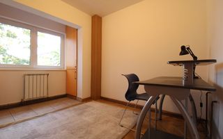 Zona Aradului, 4 camere, centrala proprie. - Poză 9