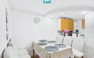 Casă cu 2 corpuri, teren 398 mp, Oradea - Poză 15