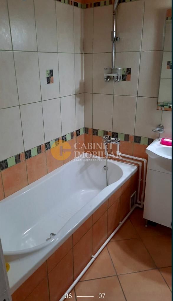 Apartament cu 3 camere semidecomandat zona Dacia - Poză 6