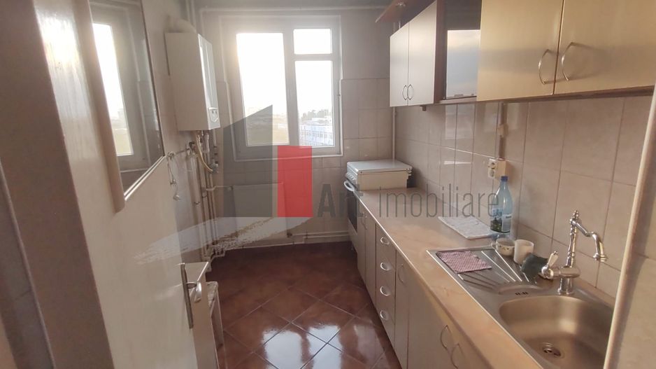 Vânzare apartament 3 camere cu centrală Bd. Obregia - Fântâna Florilor - Poză 3