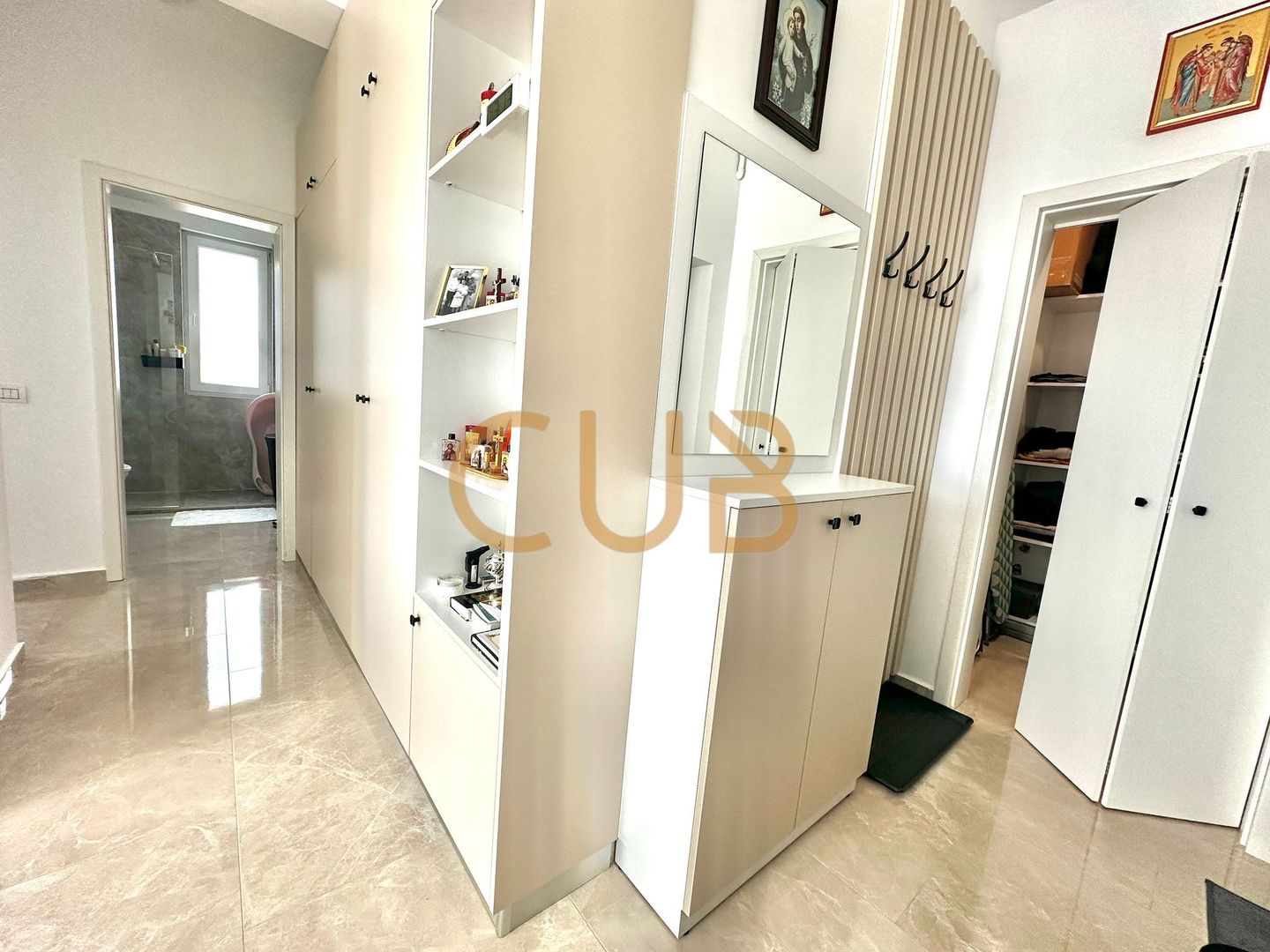 Ap 2 cam | bloc nou, lift, parcare | Giroc - Hotel IQ, str. Neptun - Poză 7