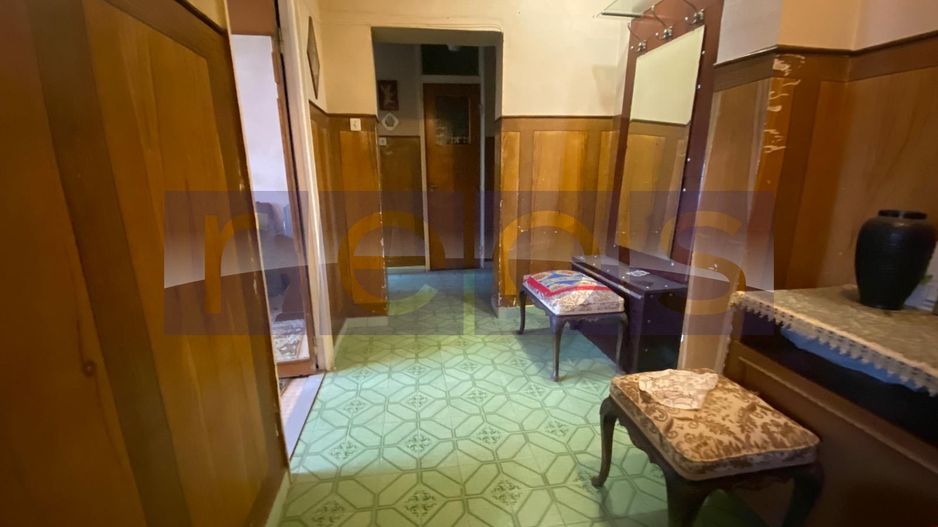 Vanzare apartament 3 camere Teiul Doamnei | Bloc 1986 - Poză 2