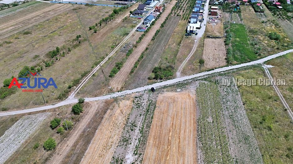 Vând teren intravilan în Bradu - 500 mp - Poză 12