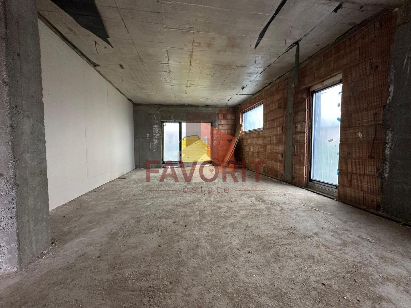 Duplex | Parter + Etaj | Toate utilitatile | Curte generoasa | Garaj | - Poză 3