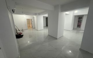 DE ÎNCHIRIAT – SPAȚIU COMERCIAL ULTRACENTRAL - Poză 6