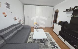 INEL I - Apartament cu centrala pe gaz, loc de parcare si pod de 60 mp - Poză 3