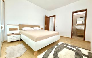 Casă tip triplex în zona centrală Dumbrăvița - Poză 12