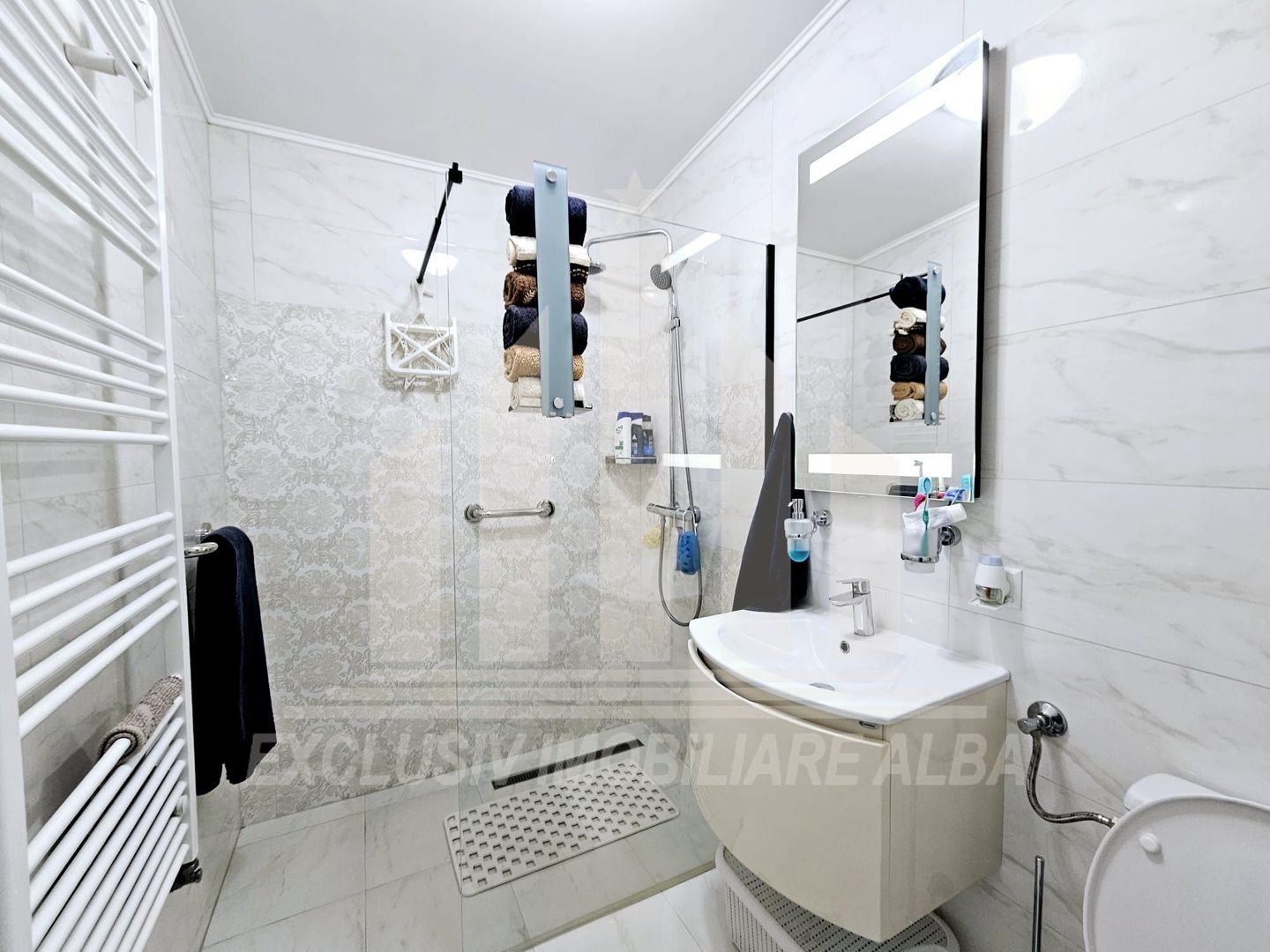 Apartament cu 3 camere de vanzare, Dealul Furcilor - Poză 3