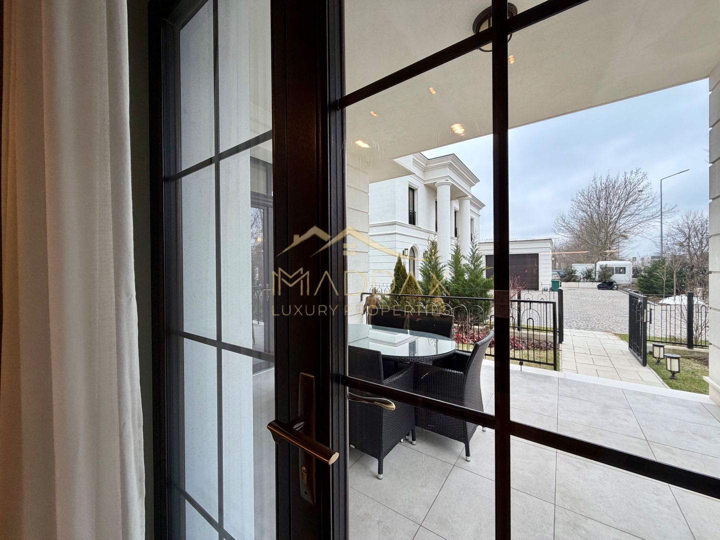 Vila Exclusivista // 6 camere *590mp* 2 parking // Pipera – Iancu Nicolae - Poză 6