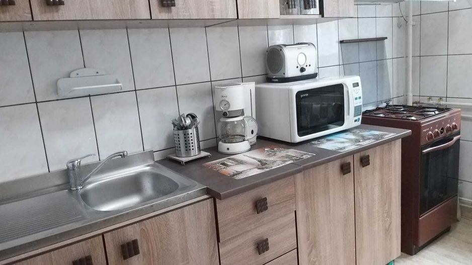 Apartament 3 camere Et 1/4 pe Bd. Timisoara - Poză 4