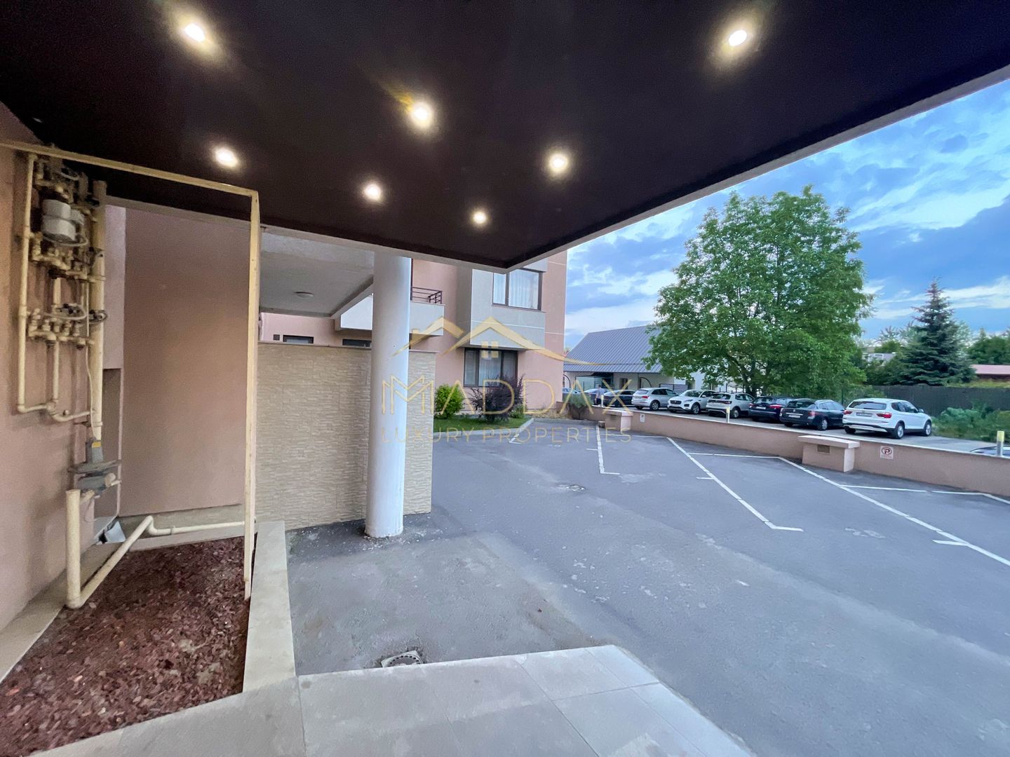 Apartament 4 camere de vanzare II Baneasa II Pipera II Parcare - Poză 28