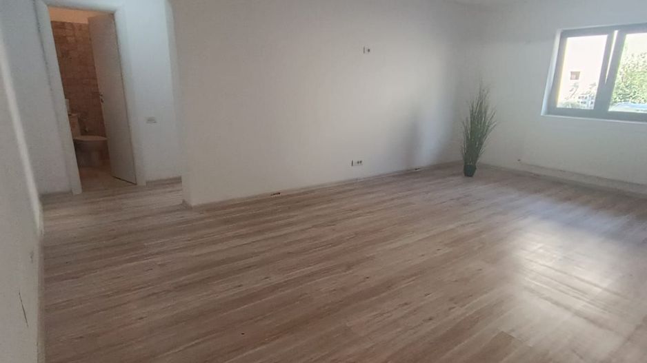 OCAZIE! Cel mai SPATIOS ap.  2 cam. + PARCARE ! Prelungirea Ghencea ! - Poză 1