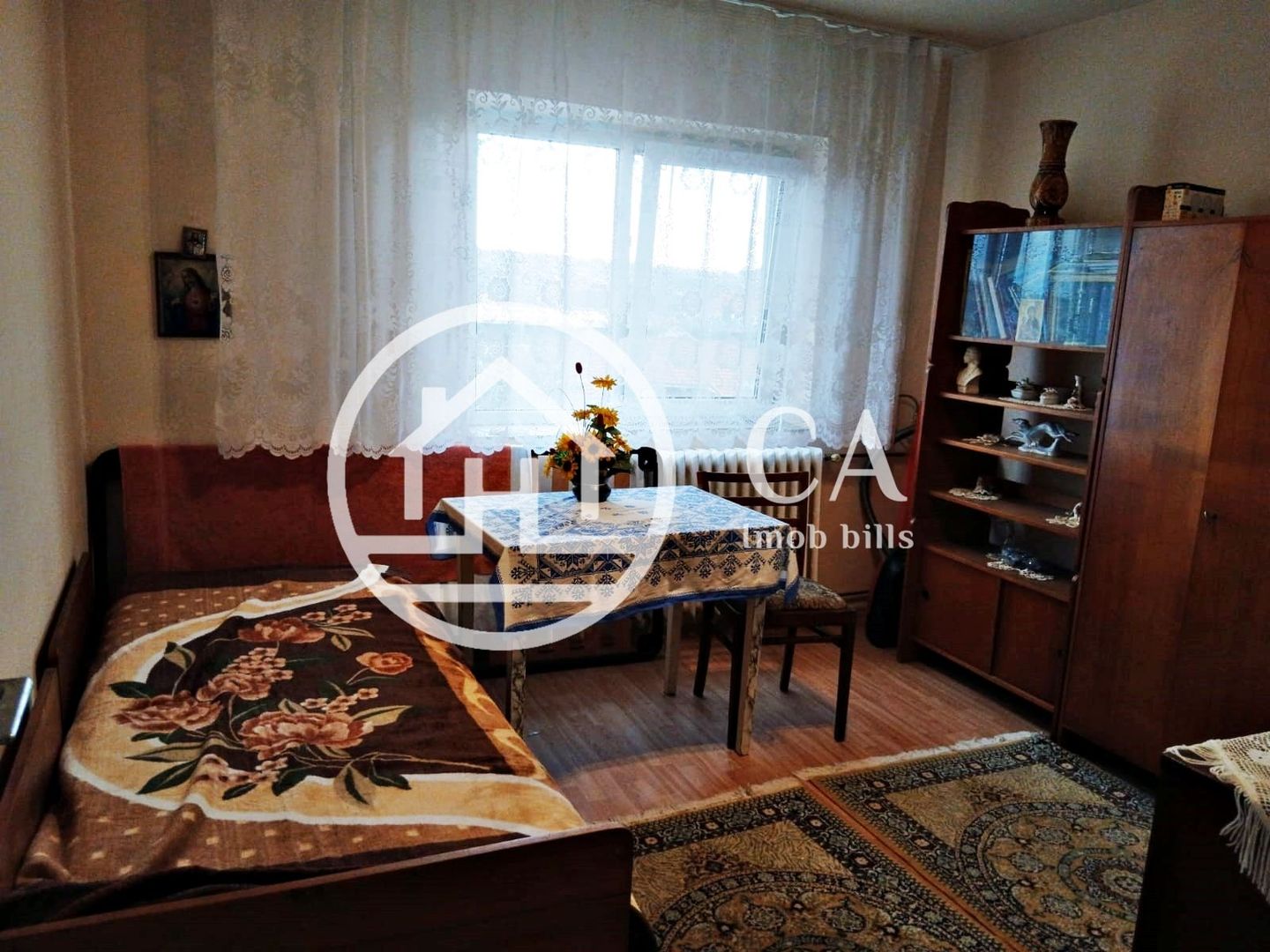 Apartament cu 3 camere - Zona Rogerius - Poză 3