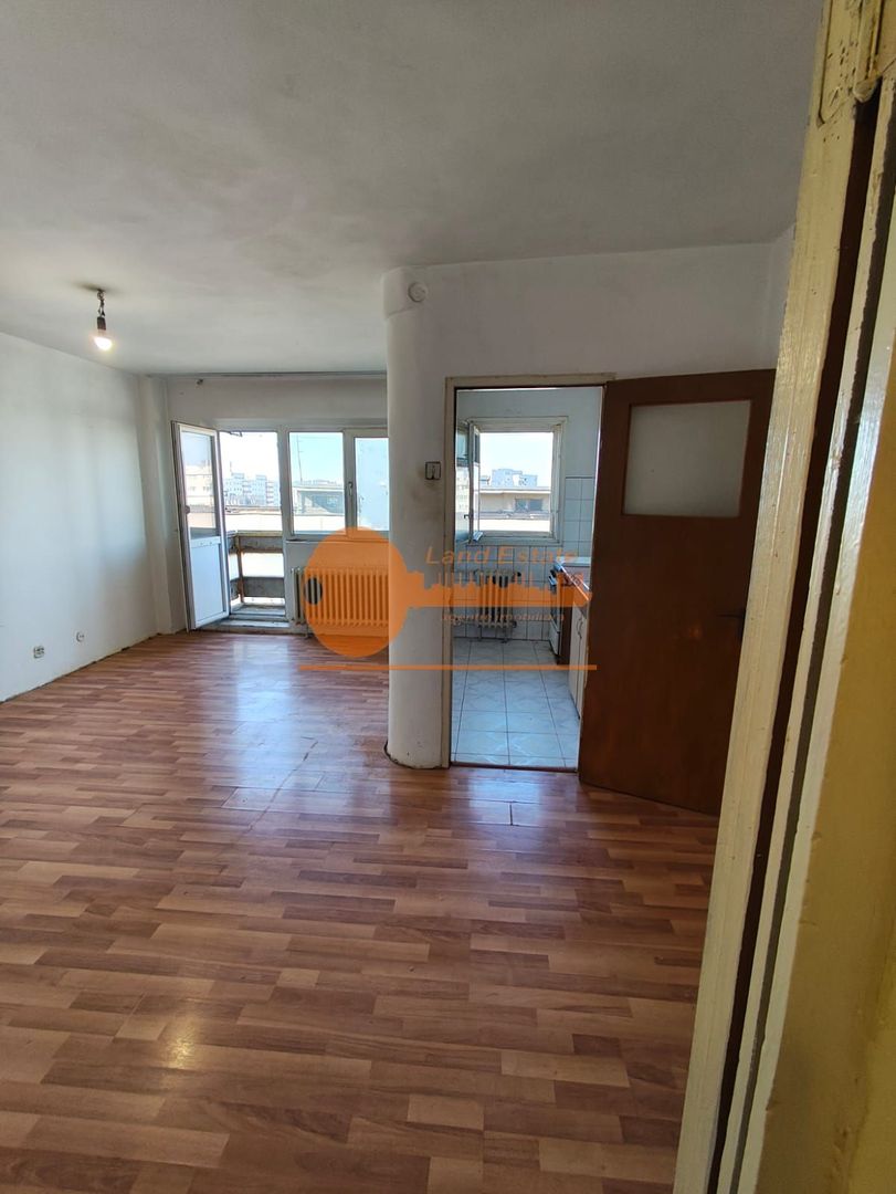 Garsoniera Gorjului-Bloc mixt(200 m metrou-1979) - Poză 3