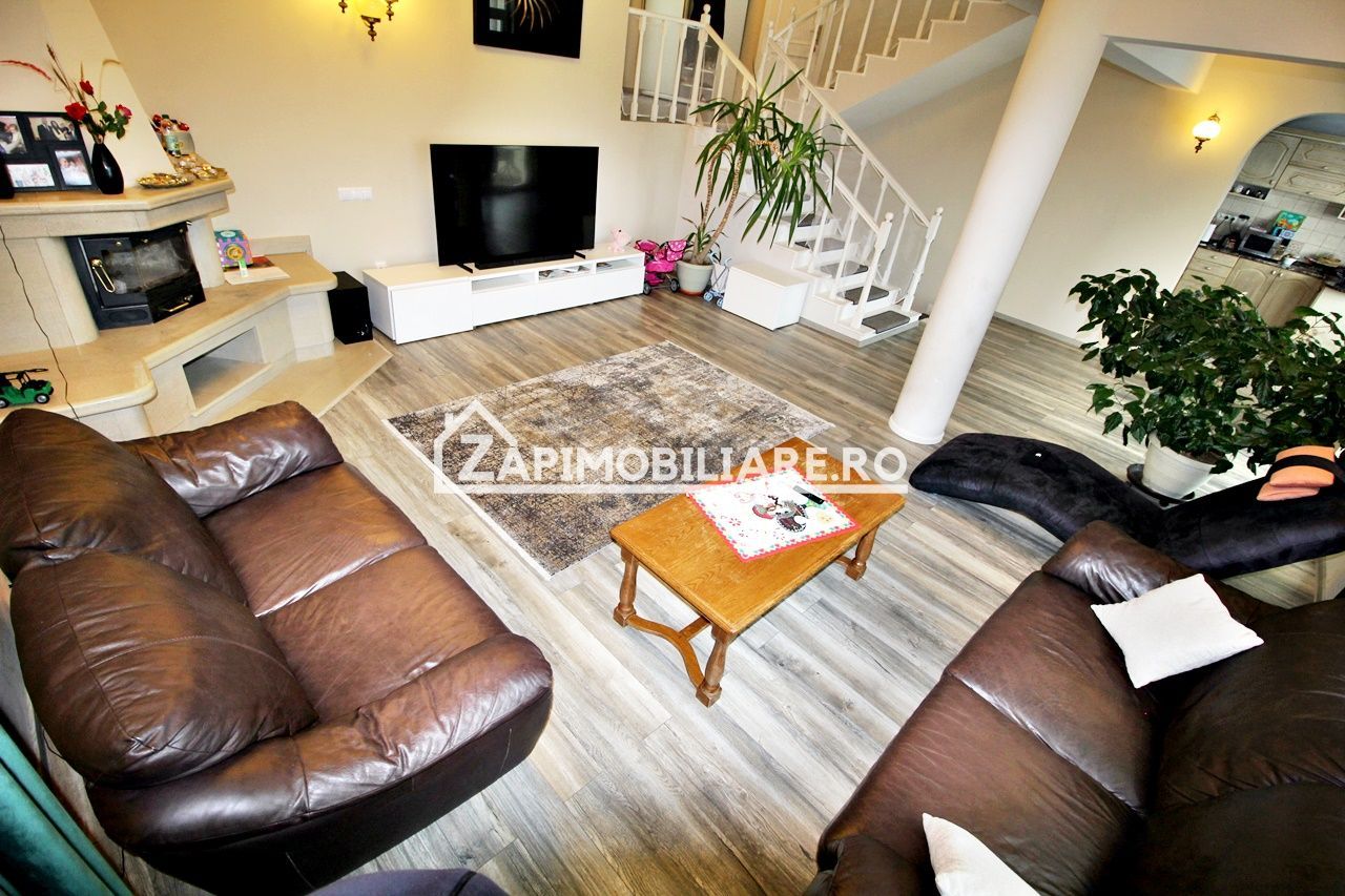 Casa D-P-E, 5 camere 200 mp,1.000 mp teren, garaj, semineu - Poză 6