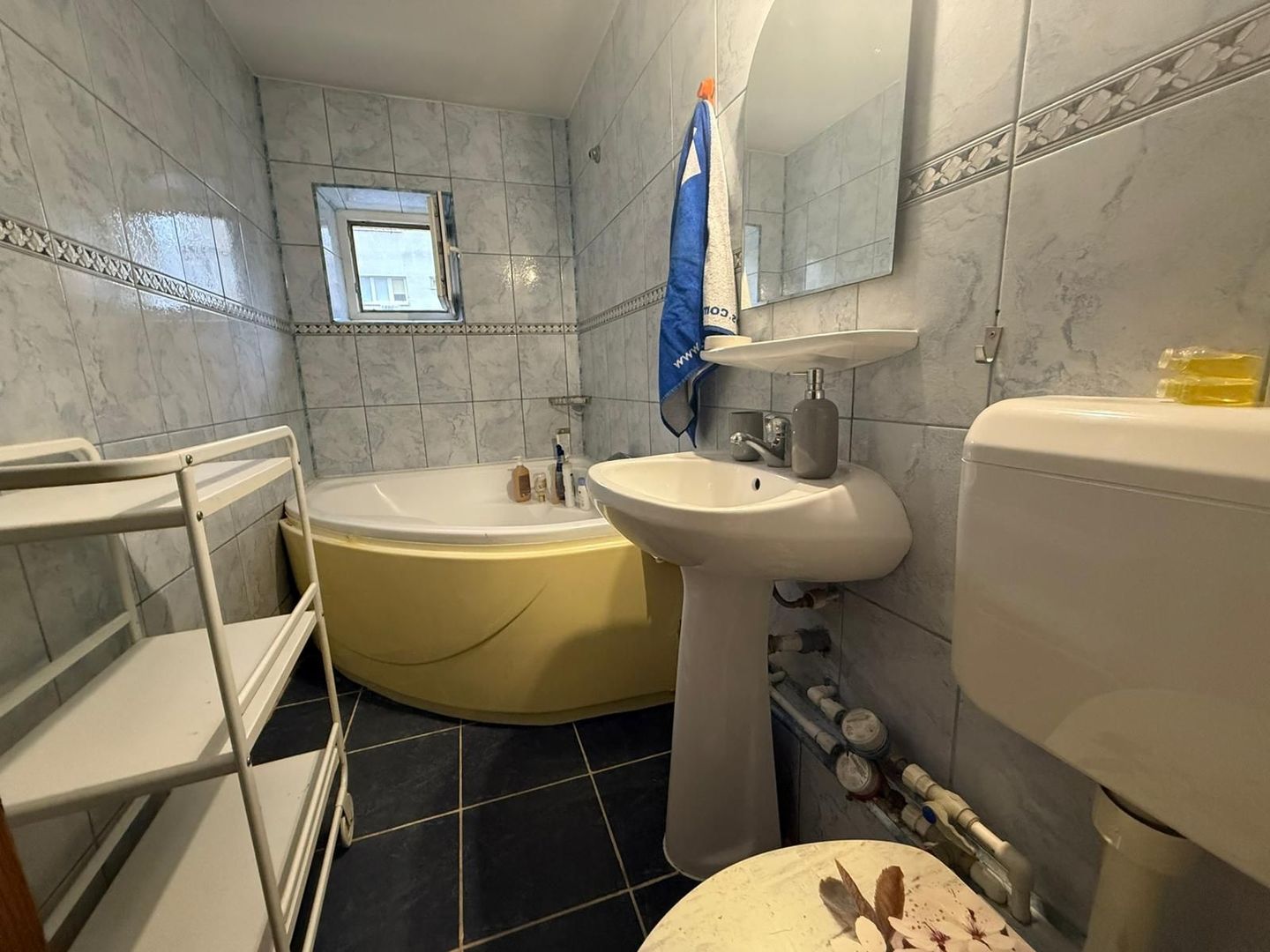 APARTAMENT 3 CAMERE BLOC REABILITAT | ETAJ INTERMEDIAR | ZONA OCTAVIAN GOGA - Poză 8