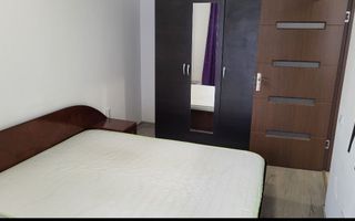 Apartament cu 2 camere decomandate, parcare și balcon. - Poză 4