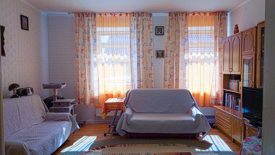 Lunei - Ion Neculce, 2 Apartamente. Mansarda 157 mp. Anexe, Lot 475 mp - Poză 10