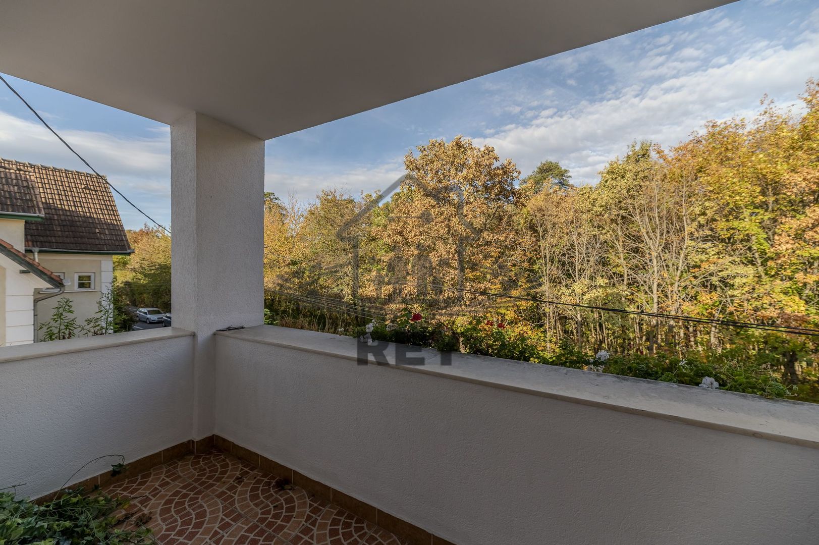 De Vânzare Vila Superba la liziera parcului Sub Arini - Poză 18