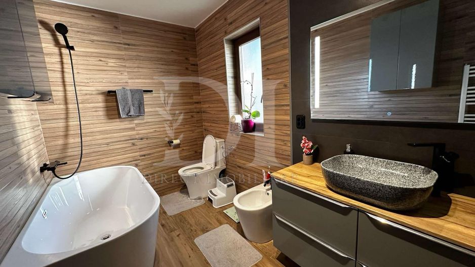 Duplex modern / Patru camere / De inchiriat - Poză 23