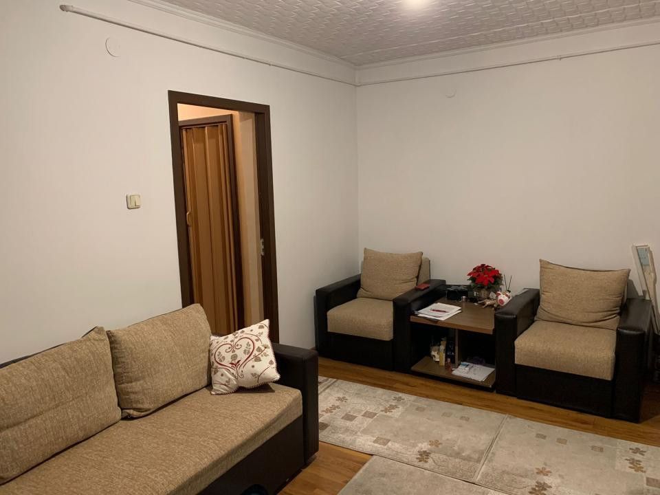 Vanzare Apartament Craiovei - Poză 3